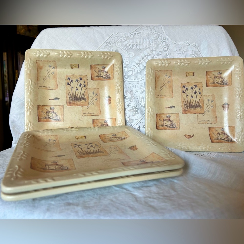 Sonoma Summer Fields‎ Set 4 Plates 5x5